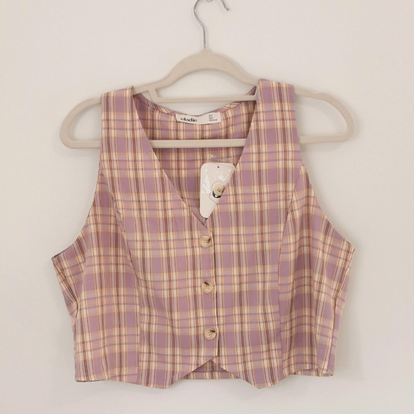 🌸 Plaid Vest and Skirt Set 🌸 - Picture 2 of 6